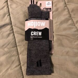 Hollow Crew Socks Size Medium Gray Women’s 7-10 Men’s 8-10 NIP